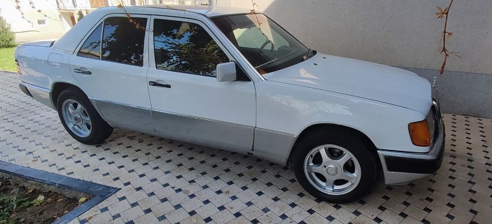 Mers W-124 сотилади