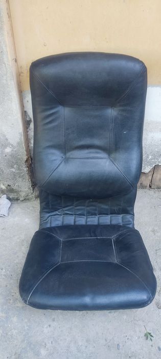 Запчасти для офисных кресел разные бу