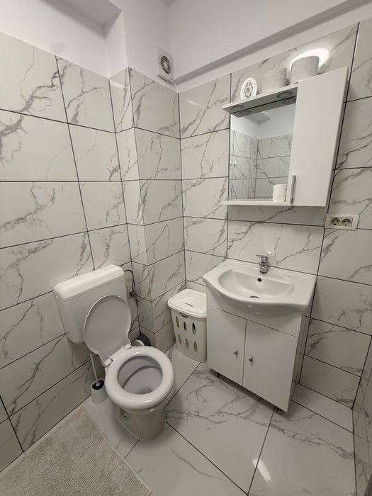 Propietar inchiriez apartament 2 camere Militari Residence