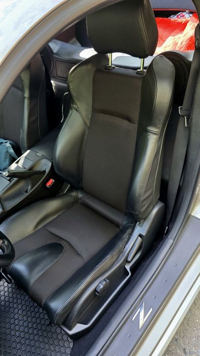 Nissan 350Z Coupe Manual