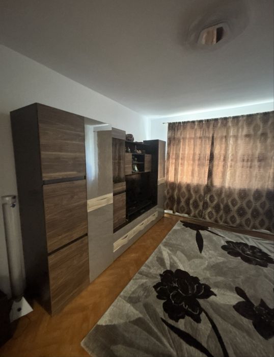 Apartament 4 camere