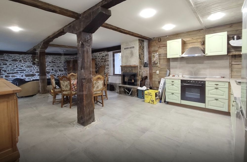 Продава се Къща в с. Старо село, Област Ловеч - 200 кв.м за 714 €/кв.м - Снимка #14