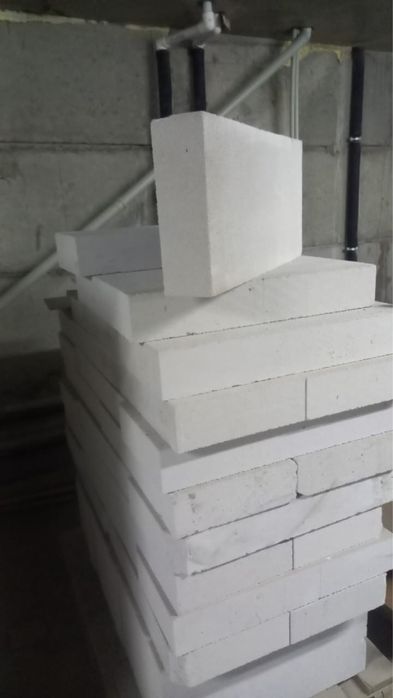 Продам экатон кипич 2 поддон  10*25*60