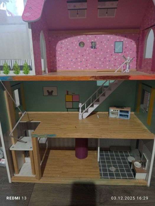 Căsuță lemn păpuși