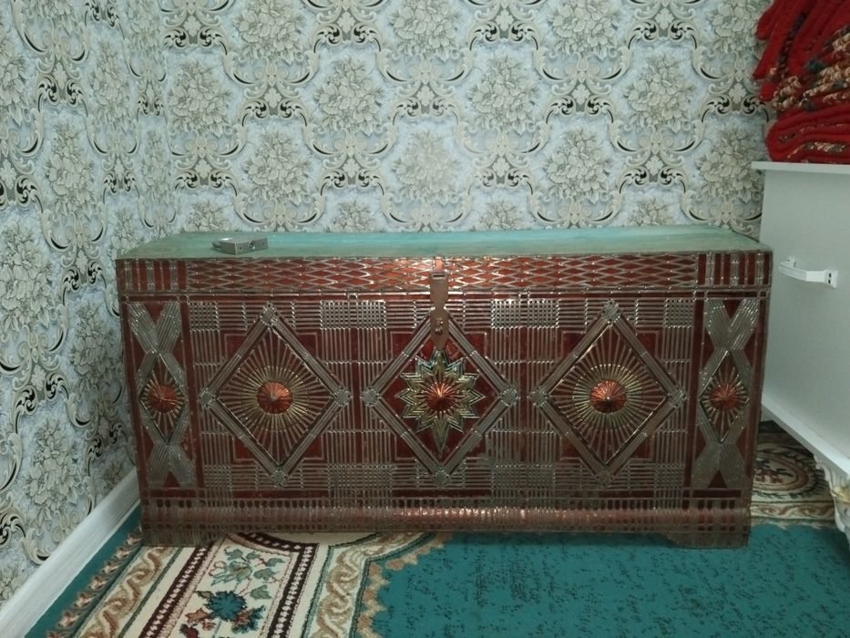 Сандық сатылады 10000тг