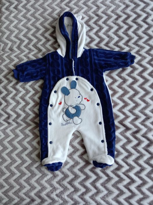 Продам детский комбинезон