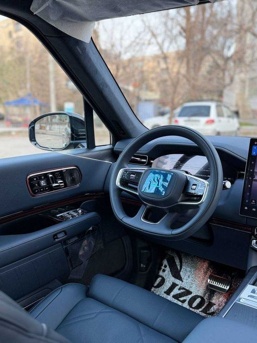 Sotuvda Zeekr 9X Max 55 kv avtomashinamiz