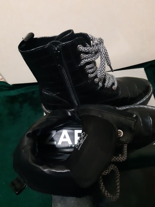 Ботинки модные фирмы  "ZARA". Босоножки.