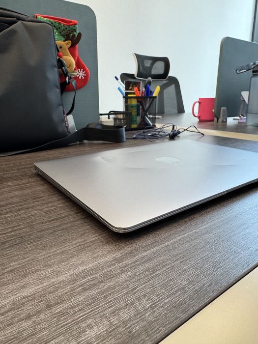MacBook Air 13 M1 / 8GB / 256GB