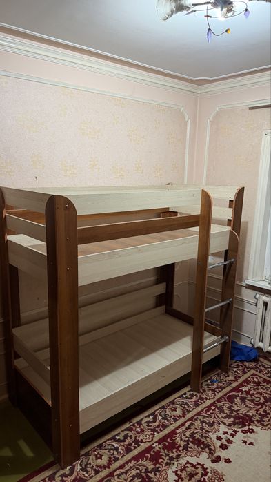 Детский двухэтажная кровать