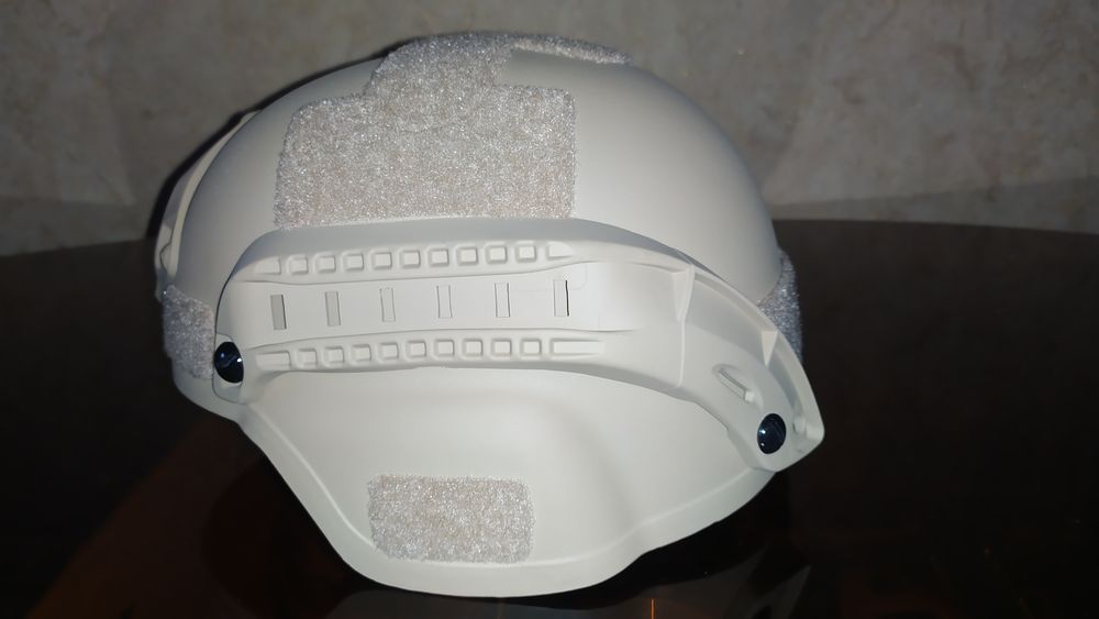 Каска военная новая Китай