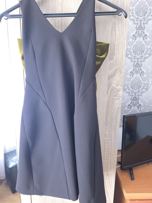 Страхотна дамска рокля Зара