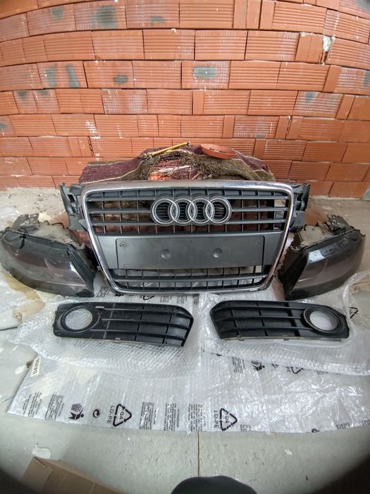 Решетка Audi a4 b8