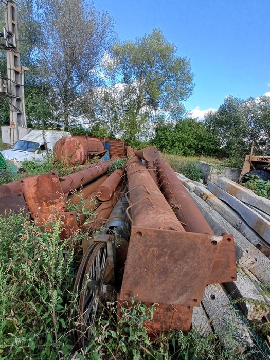 Stâlpi metalici pentru telescaun