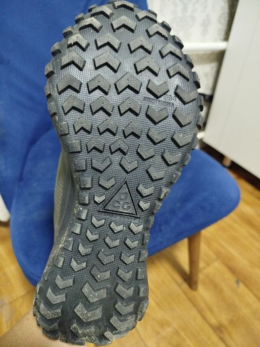 Зимние кроссовки