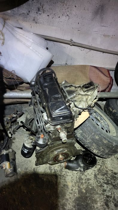 Продам двс фольцваген 1990г