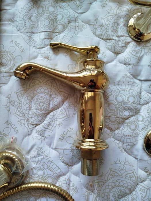 Ретро душ смесител старо злато