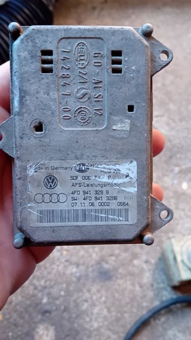 Баласт audi vw 4f0 941 329 b