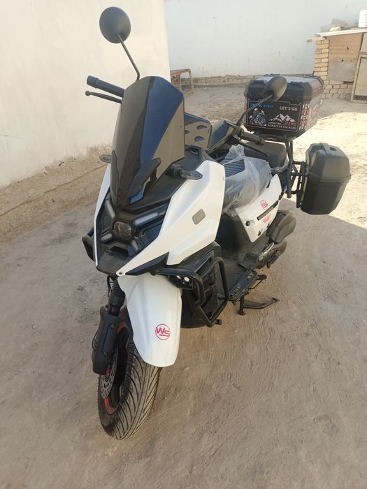 Скутер сотилади янги