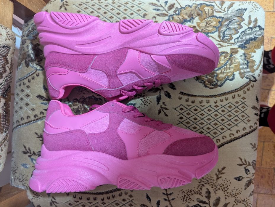 Adidași dama cu talpa groasa,noi