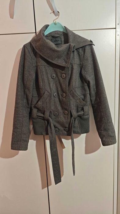 Вълнено късо палто Only M