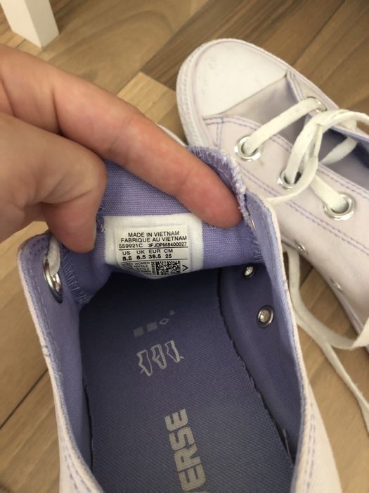 tenesi Converse culoare alb-lila masura 39.