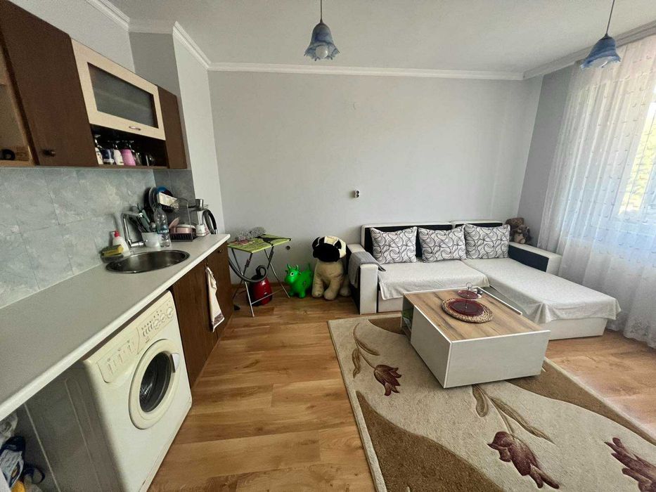 Продава се Двустаен апартамент в Търговище, Център - 60 кв.м за 1360 €/кв.м - Снимка #1
