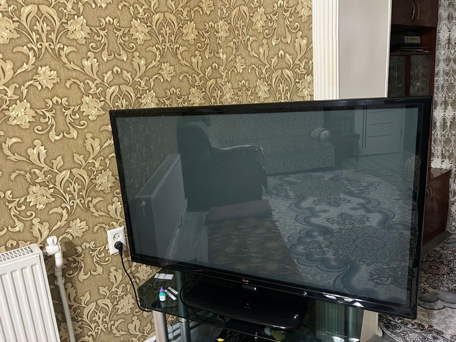 Продаётся телевизор LG диагональ50