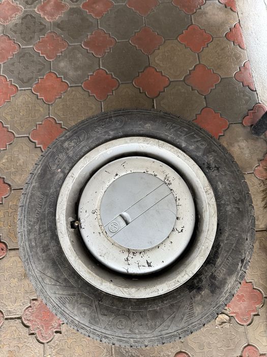 Продам комплект резины с дисками!