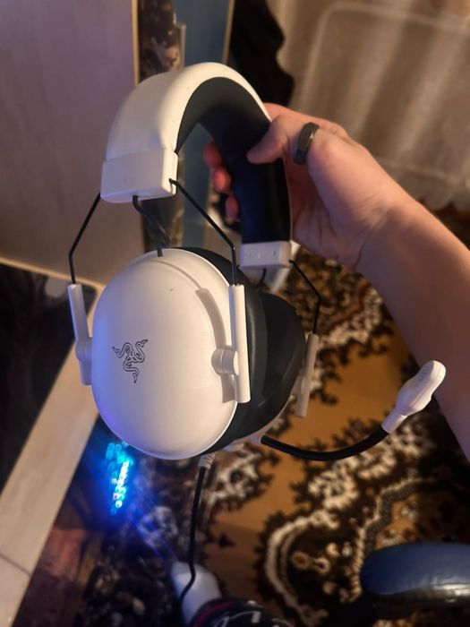 Продам наушники Razer BLACKSHARK V2 X