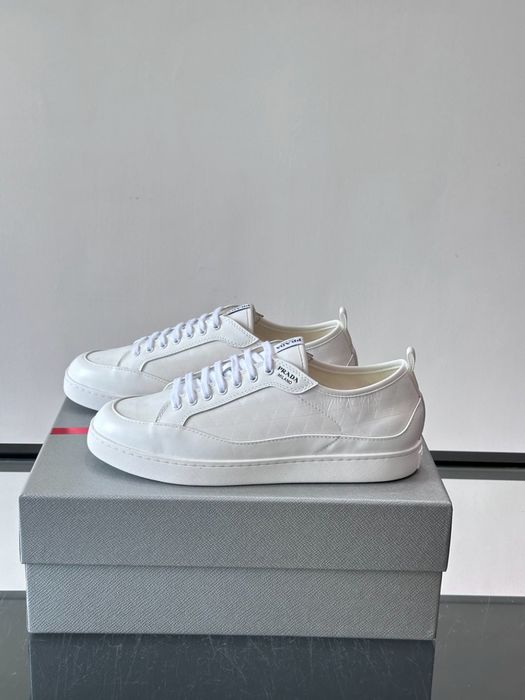Adidasi Prada , calitate premium , pe comanda , noi , 42