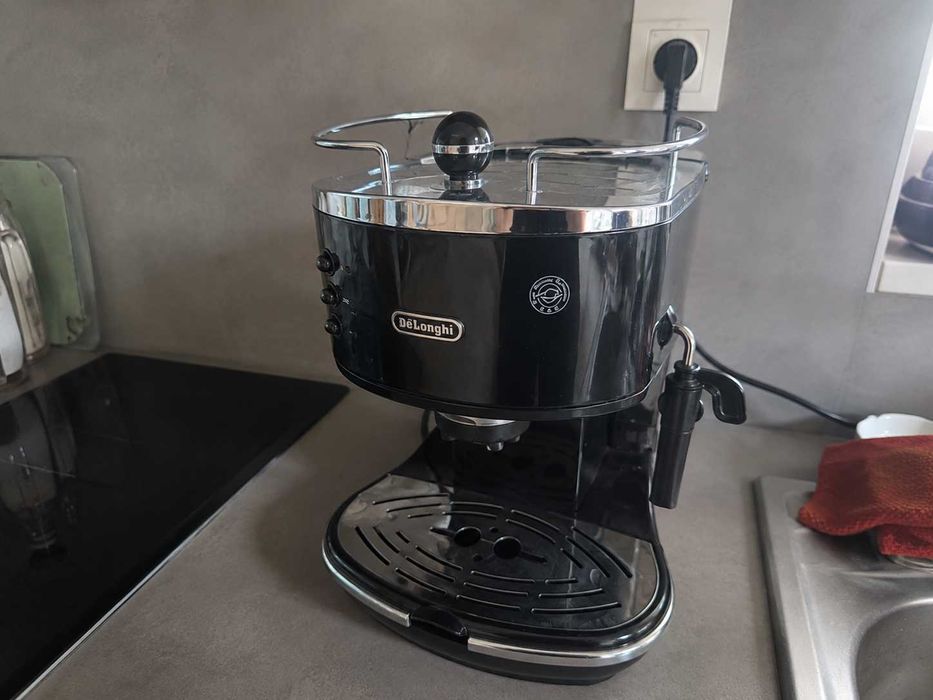 Професионална Кафе машина De'Longhi Icona ECO310.BK