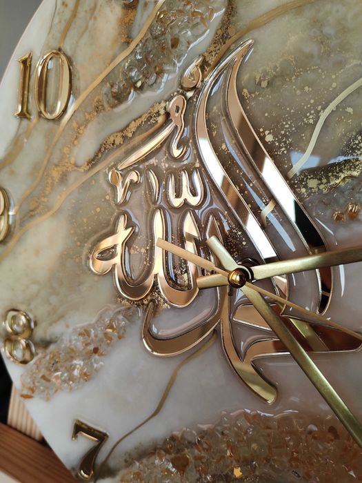 Настенные интерьерные часы