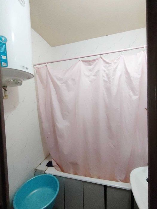 Срочно 4 комнатная квартира в доме с Лифтом Саттепо № 3370