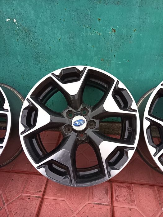 Продам оригинальные диски 4 штуки Subaru XV