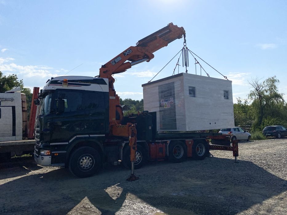 Transport Camion Cu Macara