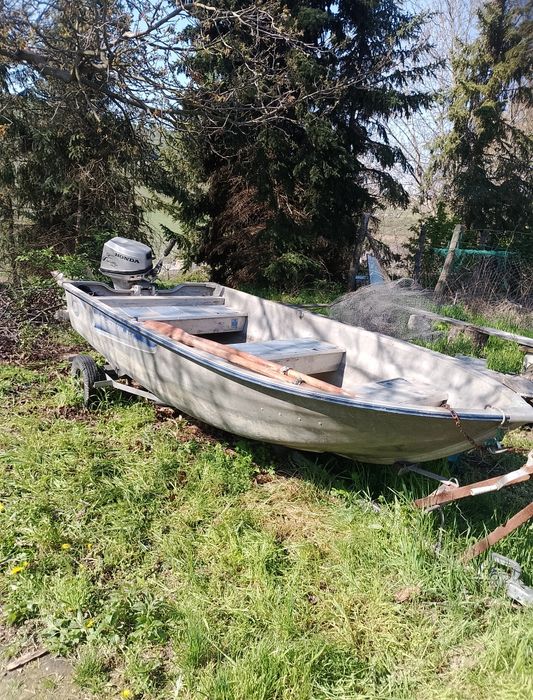Barca aluminiu cu motor Linder