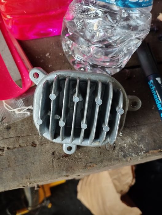 Модули за фарове.