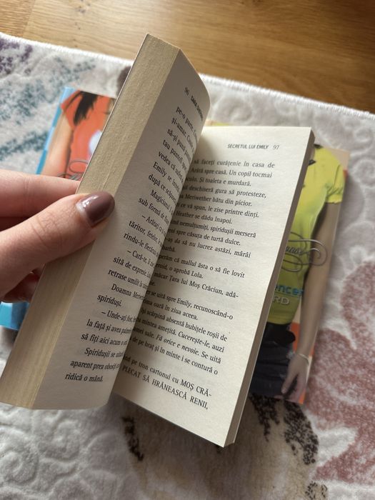 Set carti Pretty Little Liars/Micutele Mincinoase