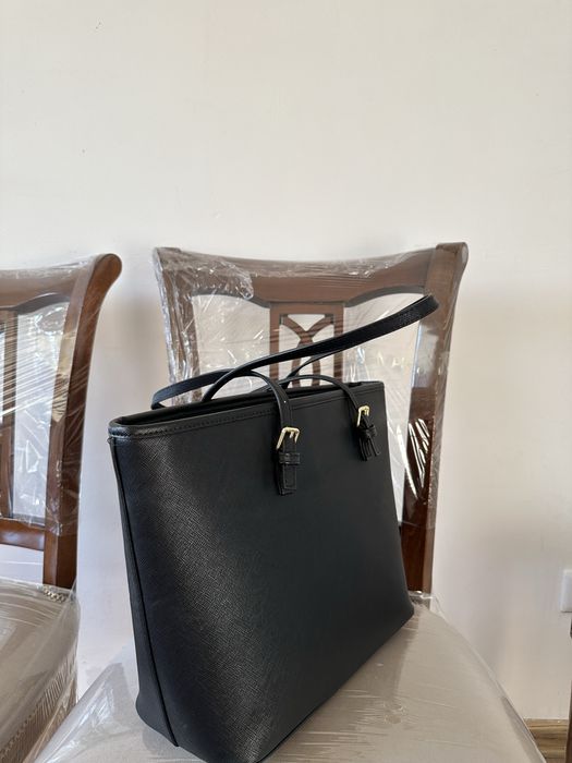 Продам сумку на плечо