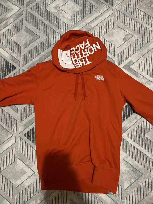 Продават се/Бартят се адидас ленти и текове и the north face суичер