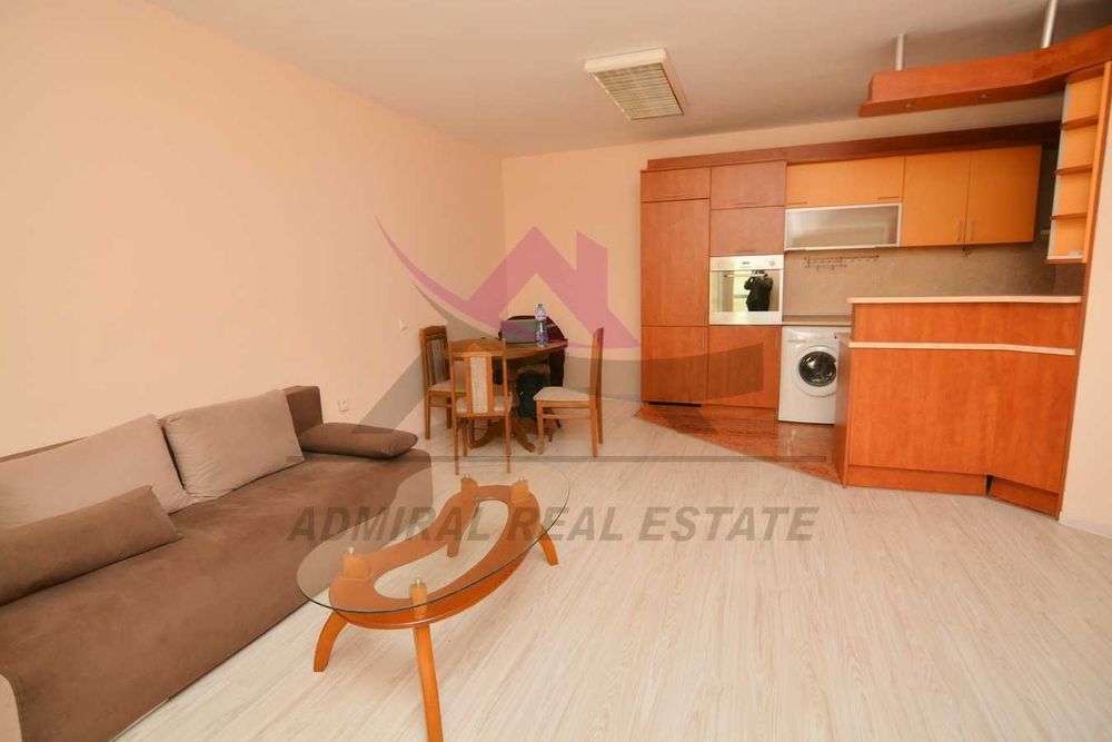 Дава се под наем Двустаен апартамент в Варна, Левски - 76 кв.м за 500 € - Снимка #1