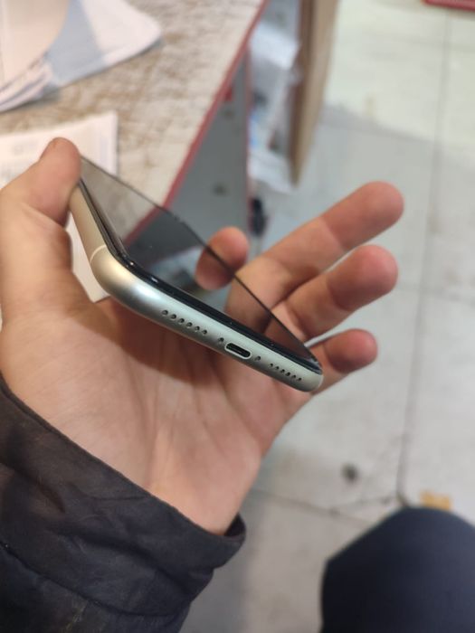 Айфон 11 64 гб в идеале