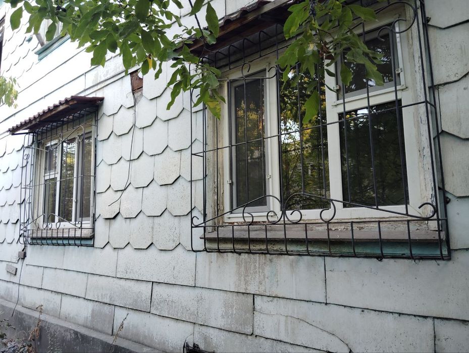 1 ком квартиру Сергели Спутнике в деревянном доме новый ремонт огород