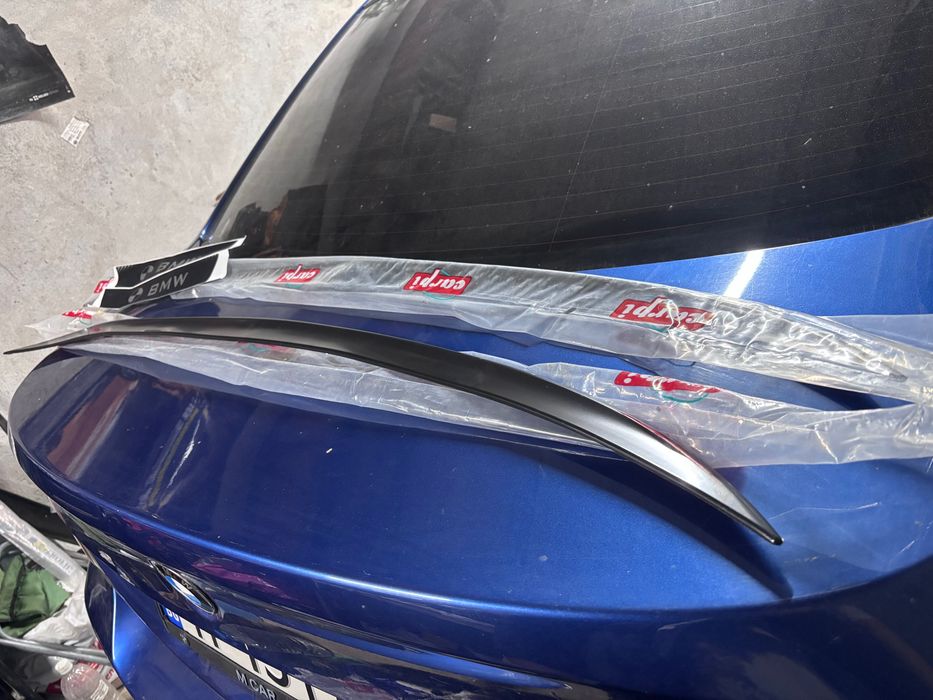 Спойлер за багажник за BMW E90 (2005-2011)