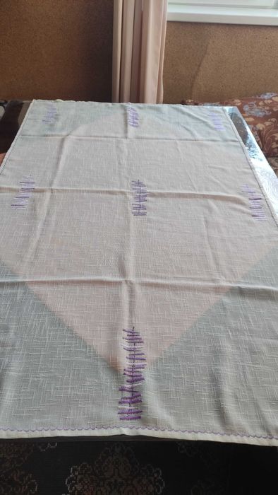 Покривки и тишлайфери от фина материя