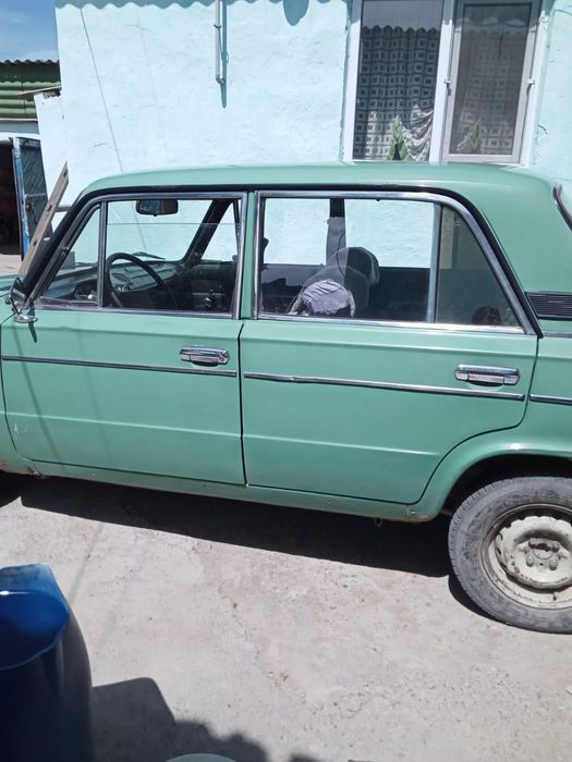 Автомобиль Ваз 2106 торг уместен
