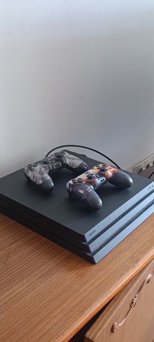 Sony PlayStation 4 PS4 PRO 1 TB 4K