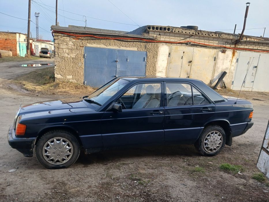 Продам Мерседес 190