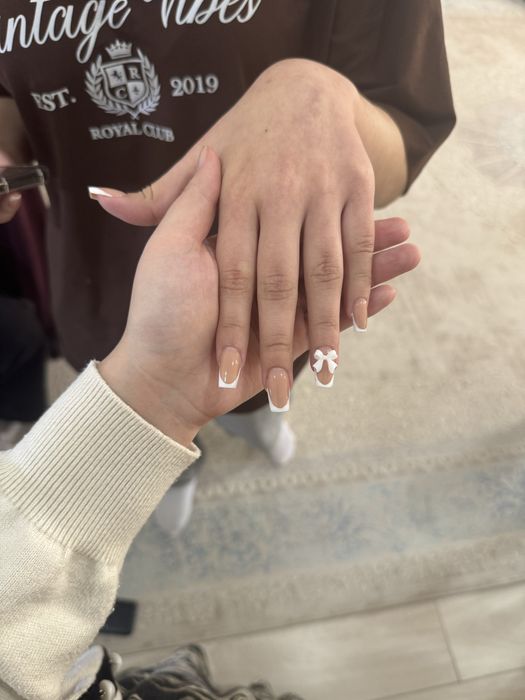 Маникюр- 3000,Наращивание -4500